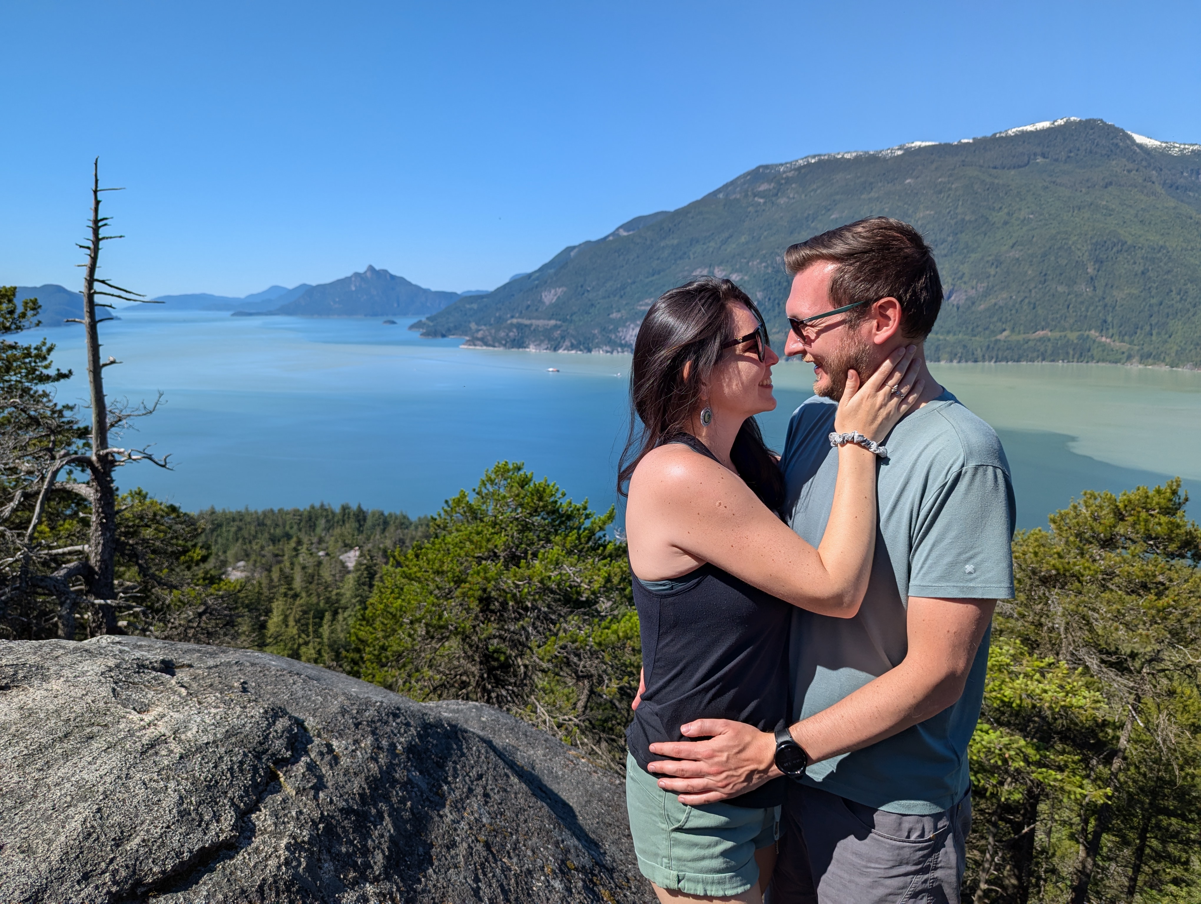 Deyanira and Ryan - Photo 1